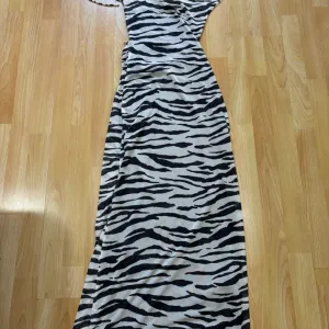 Zebra print haljina