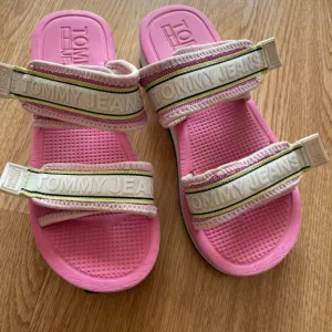 Tommy hilfiger papuče