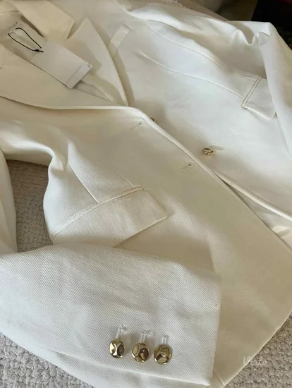 Nov Zara strukirani sako