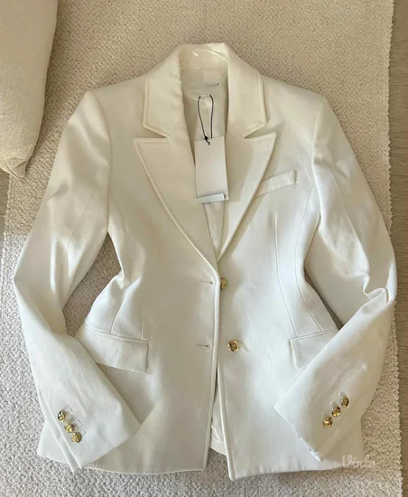 Nov Zara strukirani sako