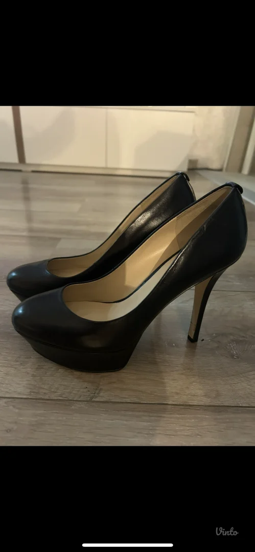 guess stikle na platformu