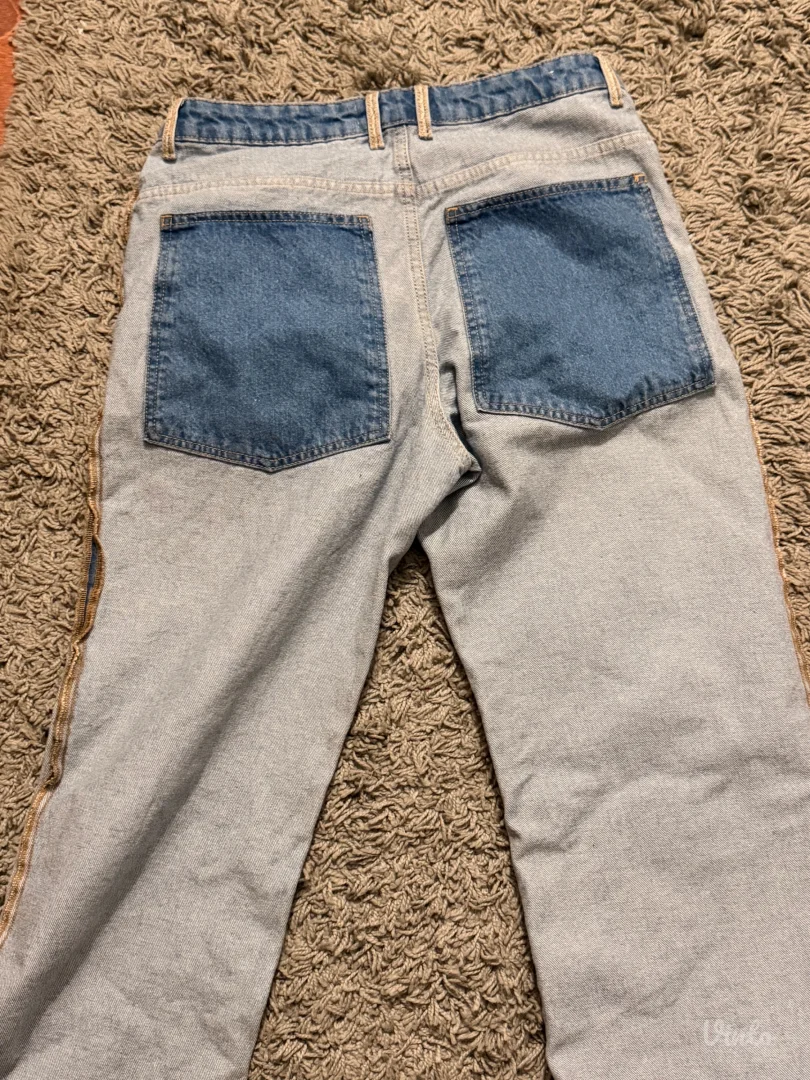 Prevrnute farmerke - Bershka