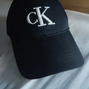 Calvin Klein kacket