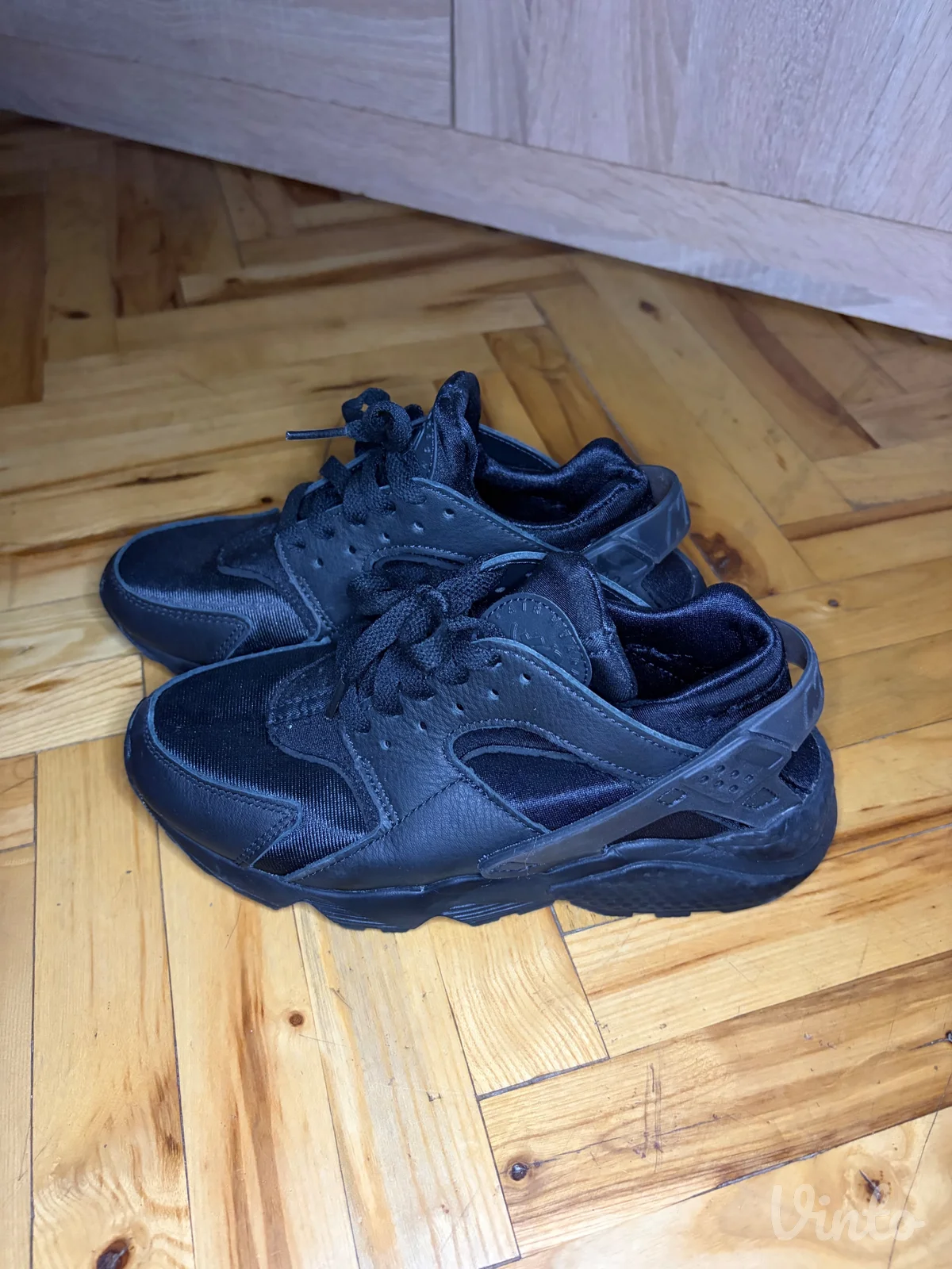 Nike crne huarache