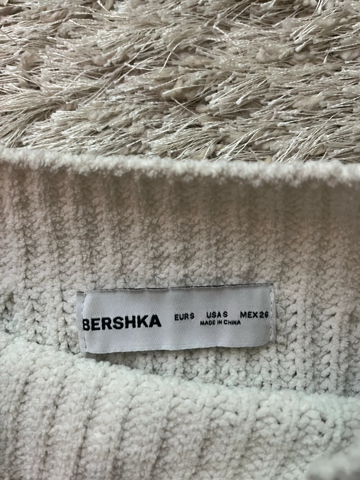 Bershka - kraći džemper na pruge