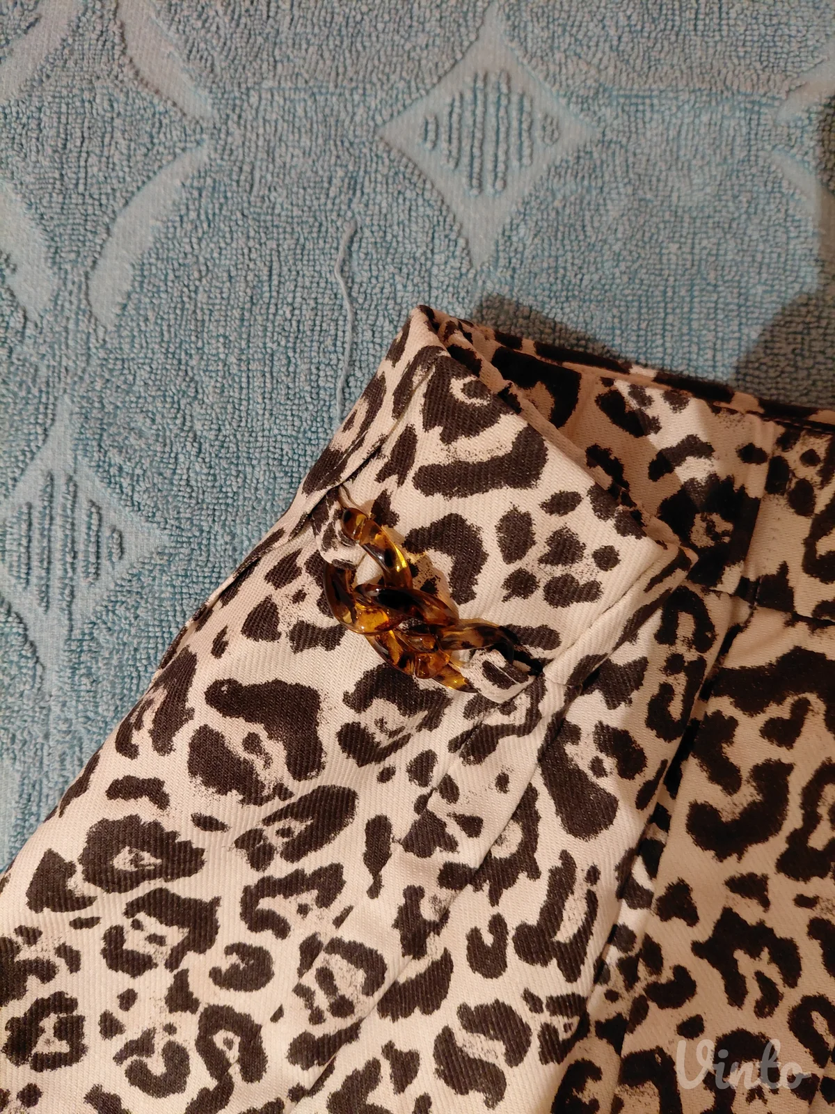 Sinsay skort sa etiketom
