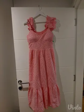 Haljina sa etiketom
