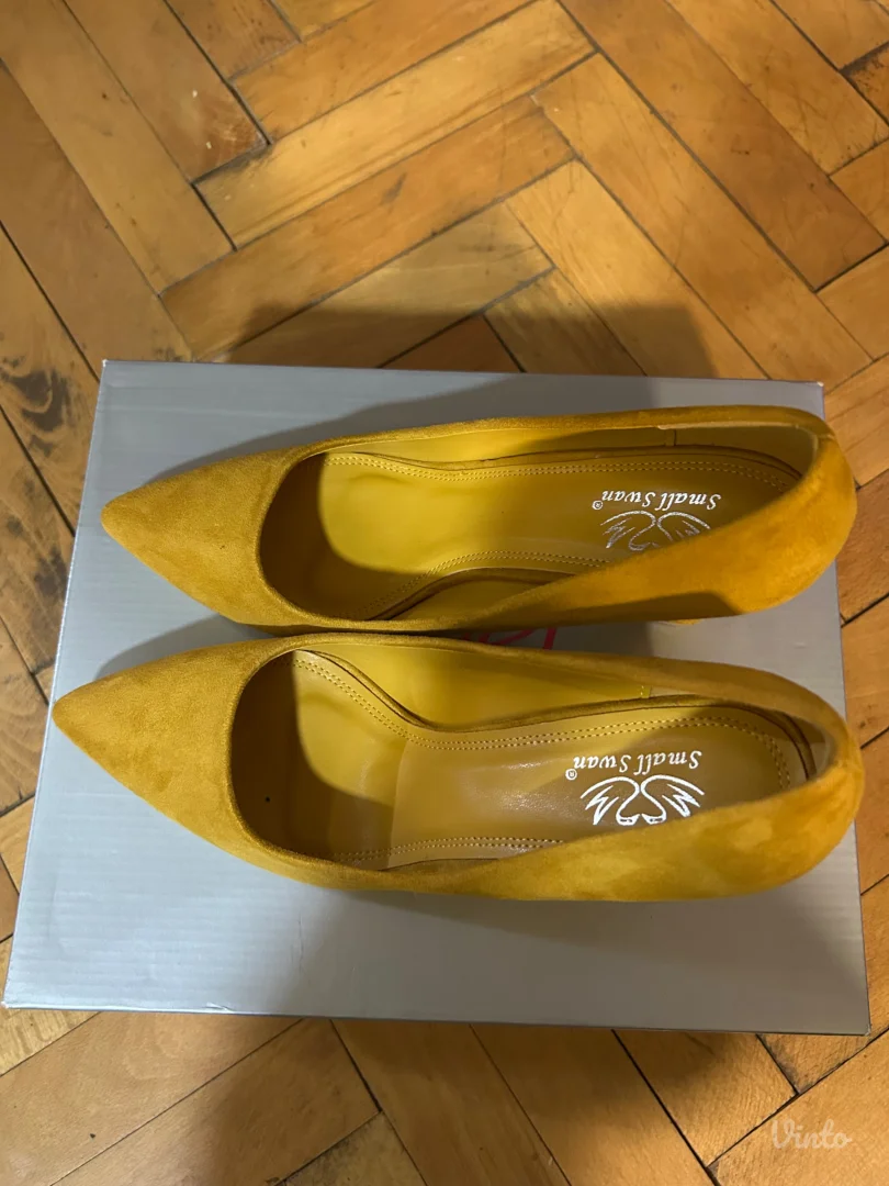 Small Swan žute salonke