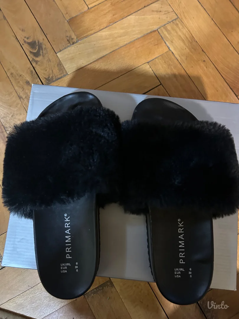 Primark papuče sa krznom