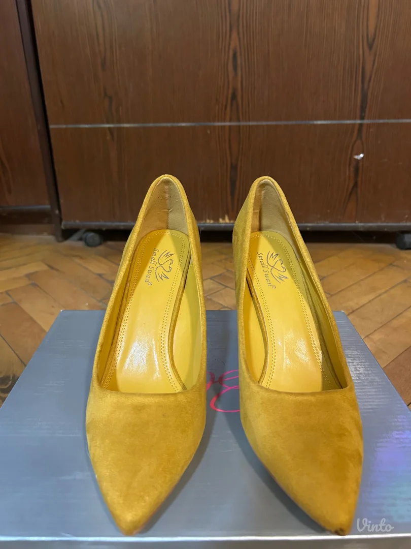 Small Swan žute salonke