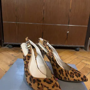 Tigraste Šafran štiklice