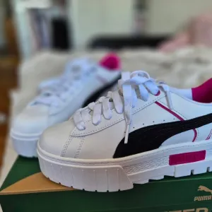 Ženske Puma patike potpuno nove