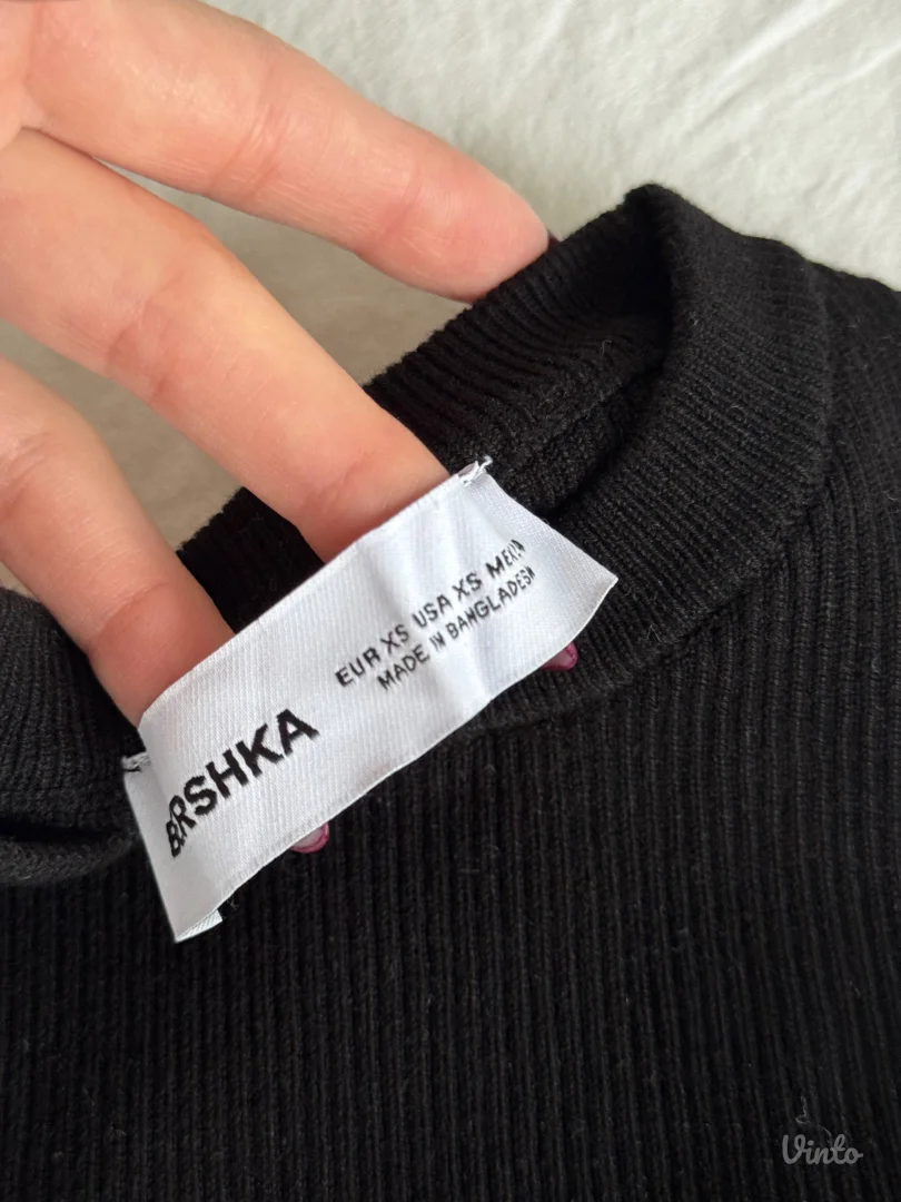 Top BERSHKA