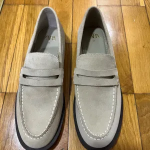 Zara mokasine 38 vel.