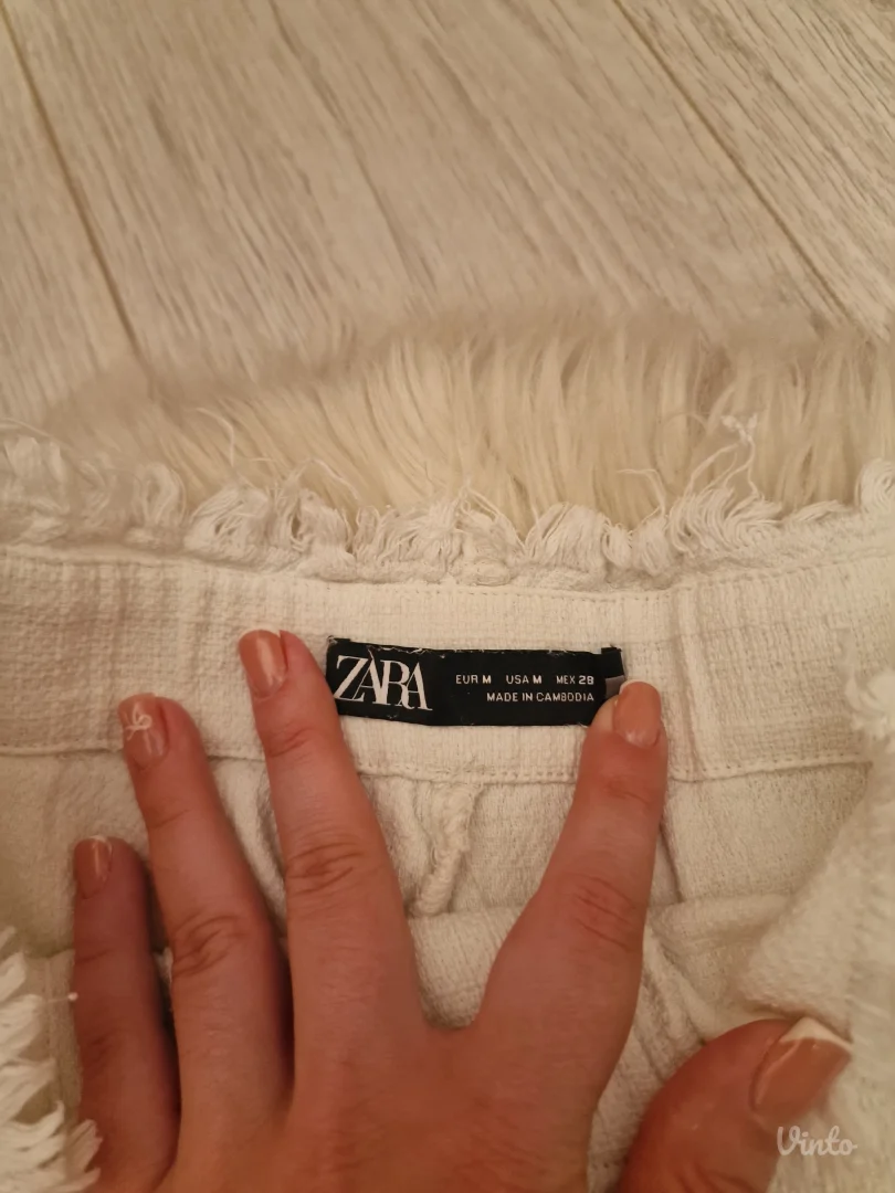 Zara pantalone