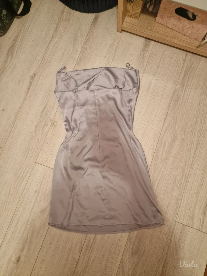 Stradivarius haljina