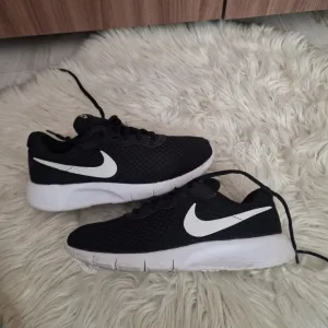 Nike patike