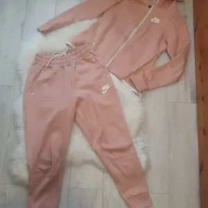 Nike komplet trenerka