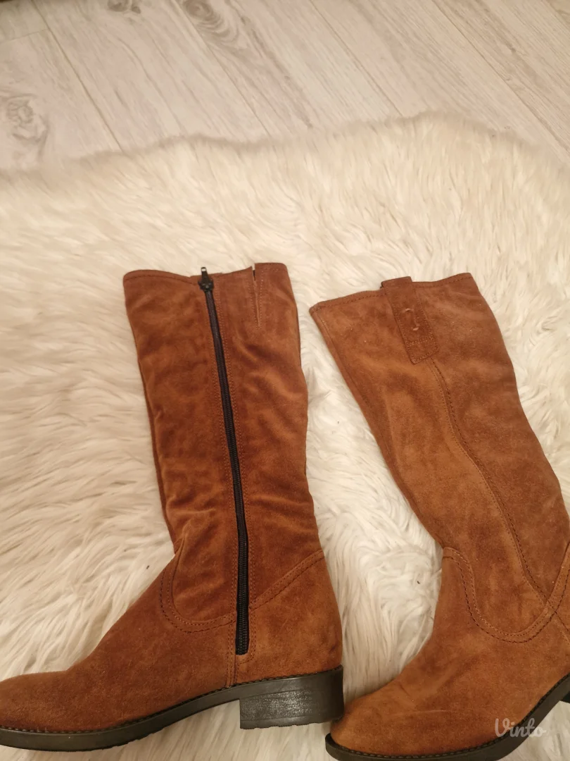 Tamaris kožne čizme