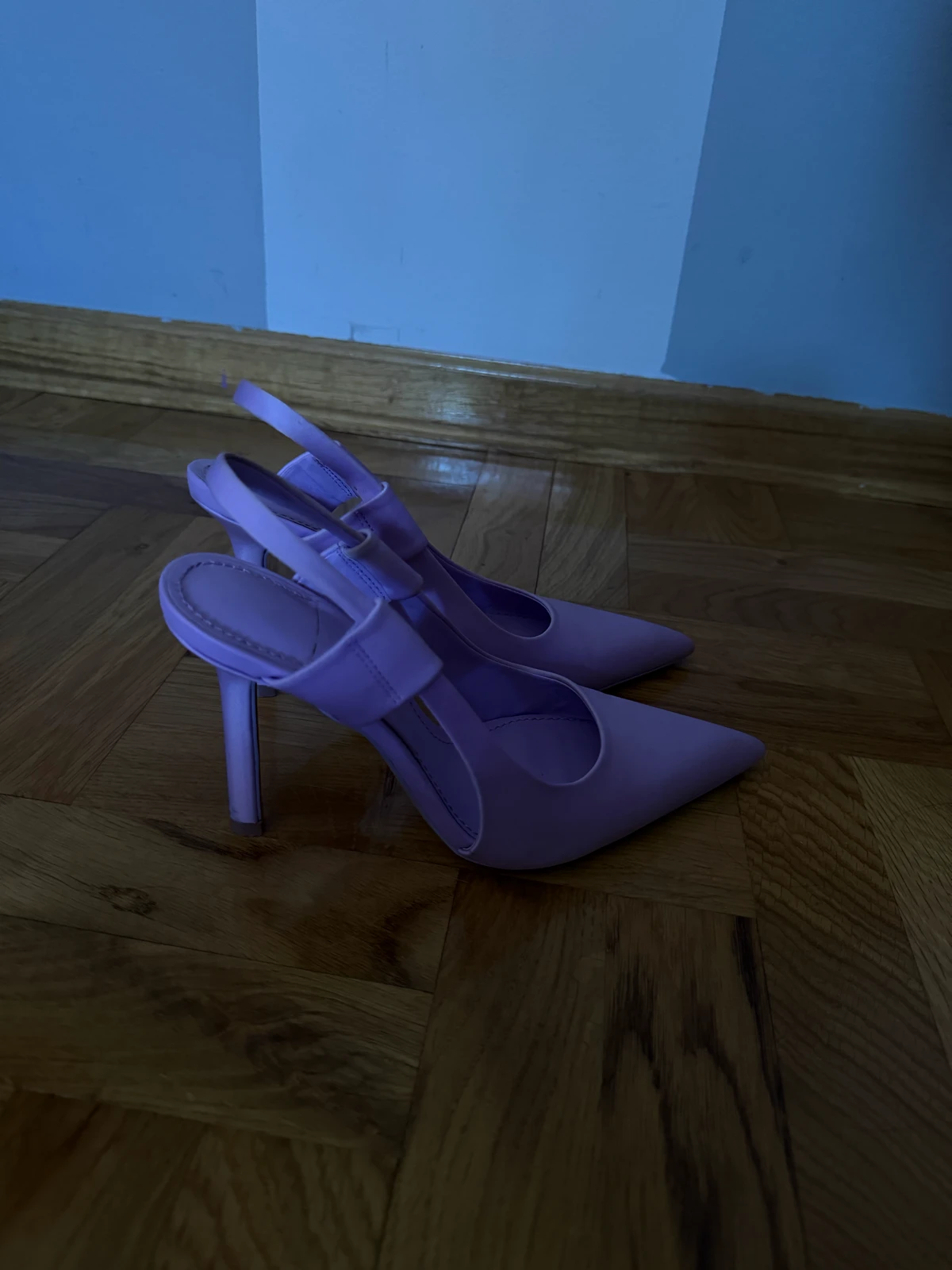ZARA stikle- broj 36