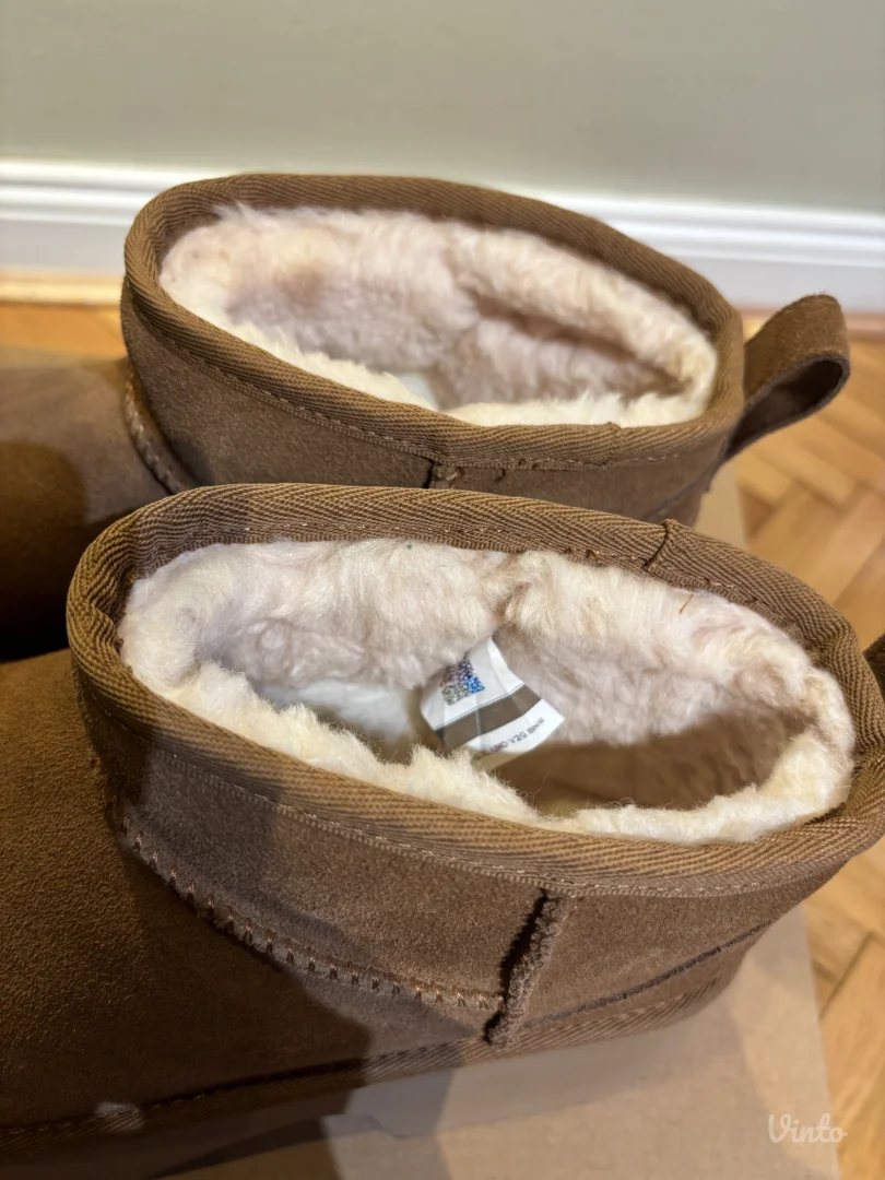 Ugg cizme - jednom nosene