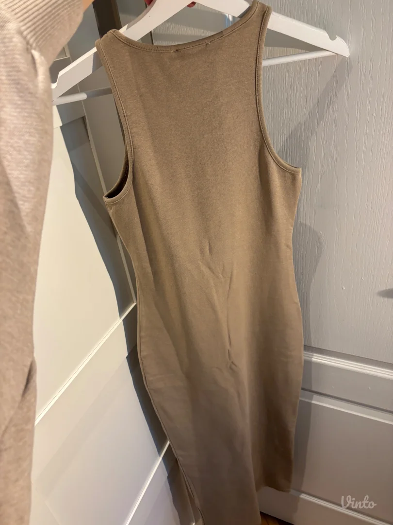 Pull&Bear haljina 4kom