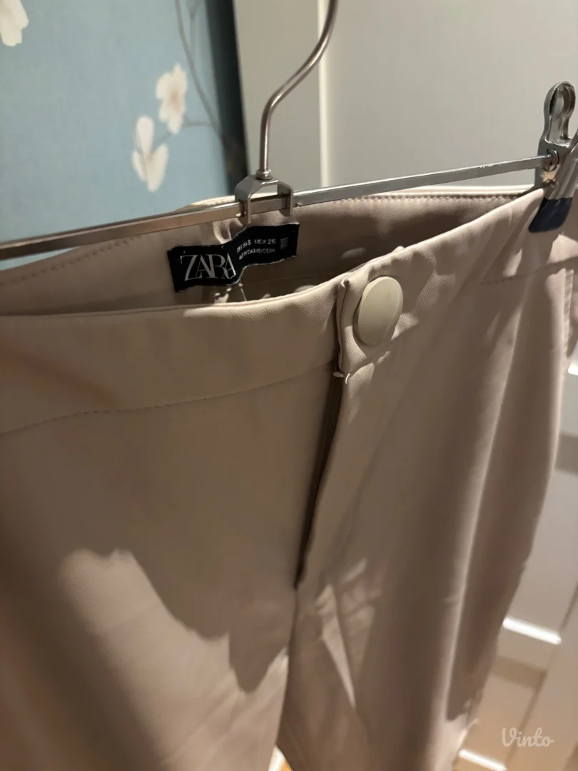 Zara kozne pantalone