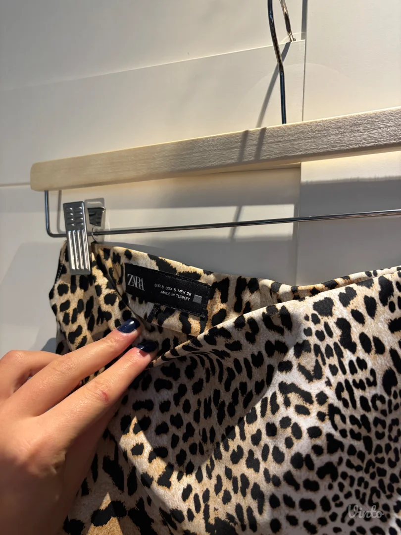 Zara satenska suknja