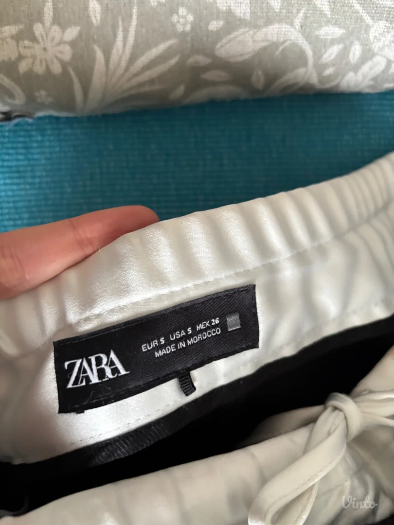 Zara pantalone