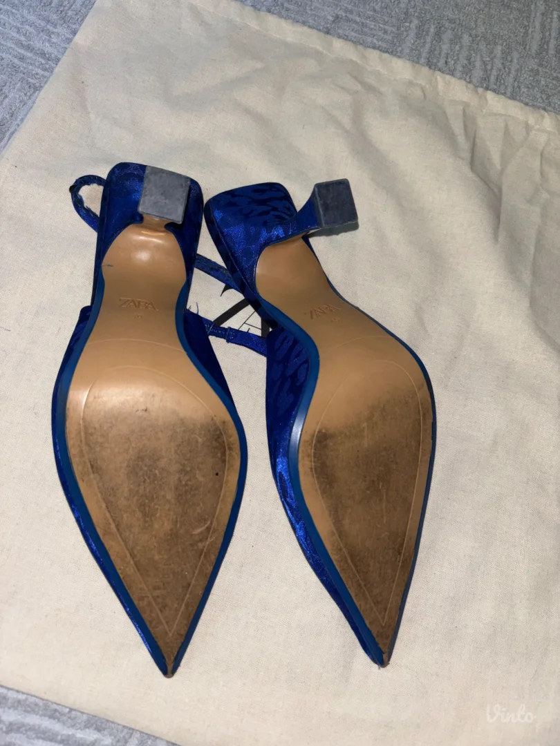 Zara stikle