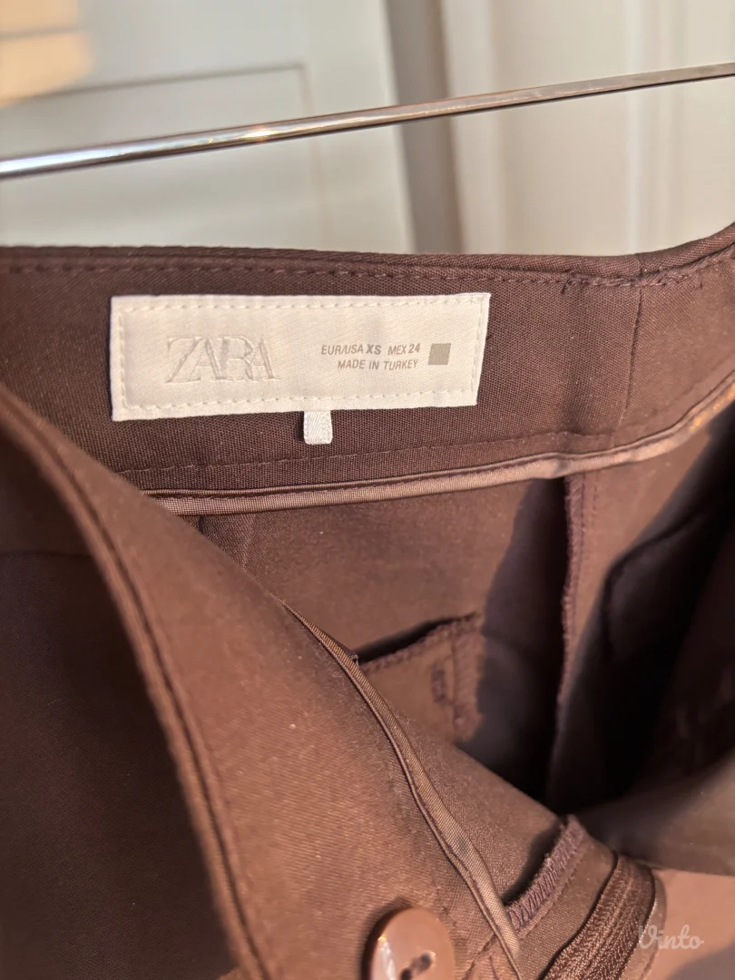 Zara pantalone