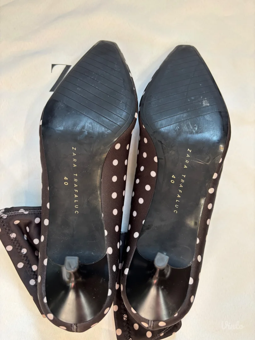 Zara cizme na stiklu