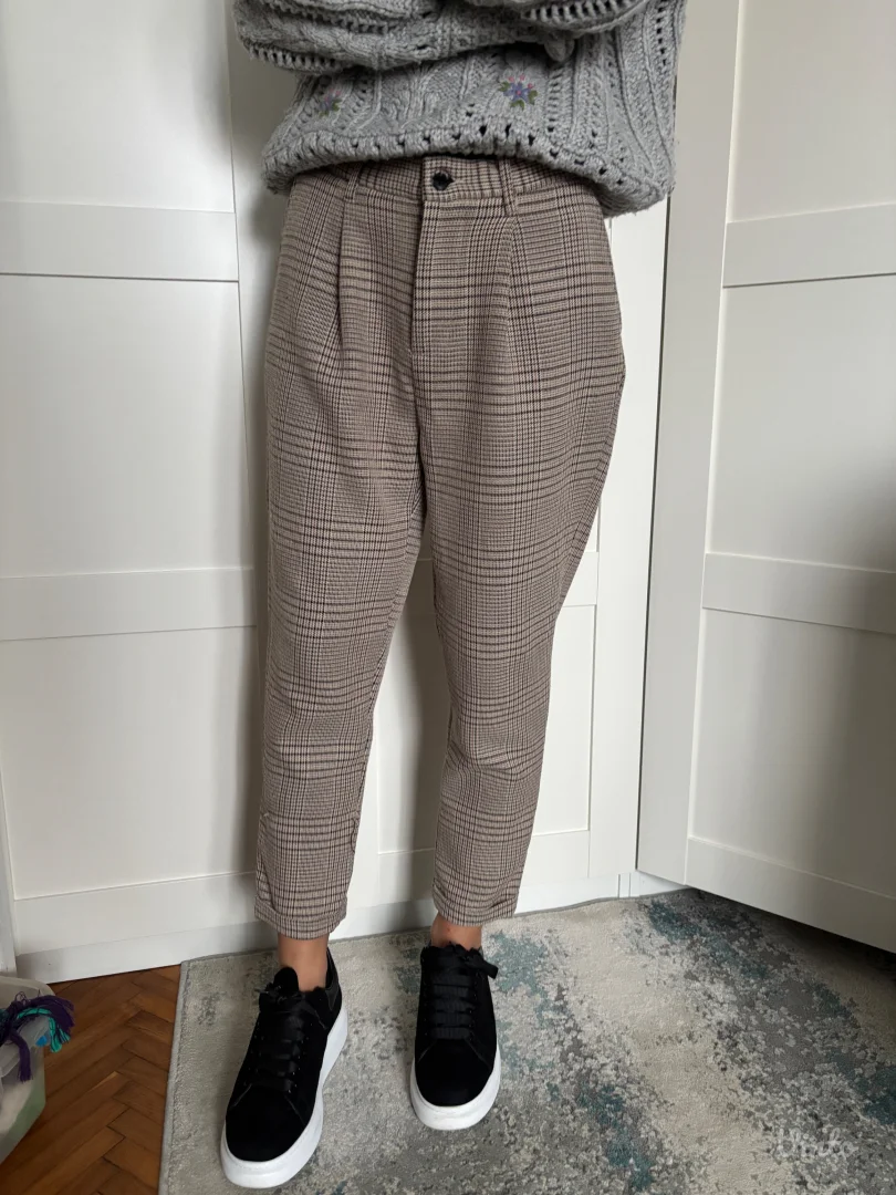 Zara pantalone