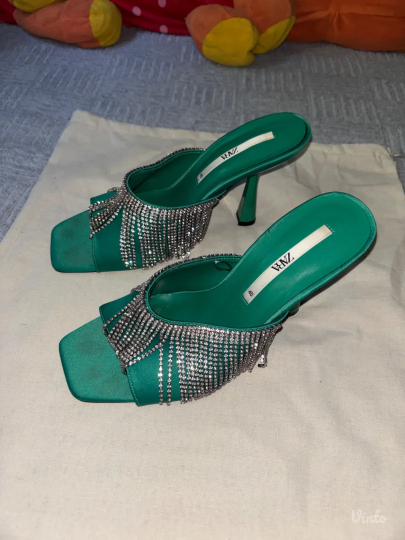 Zara stikle