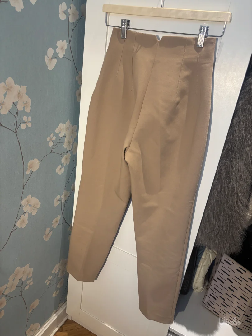 Zara pantalone