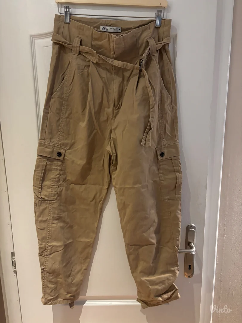 Zara pantalone