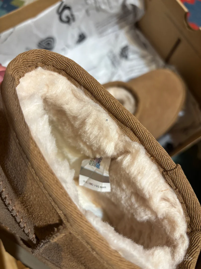 Ugg cizme - jednom nosene