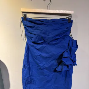 Zara haljina sa cvetom