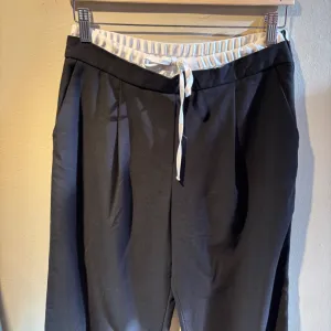 Zara pantalone S