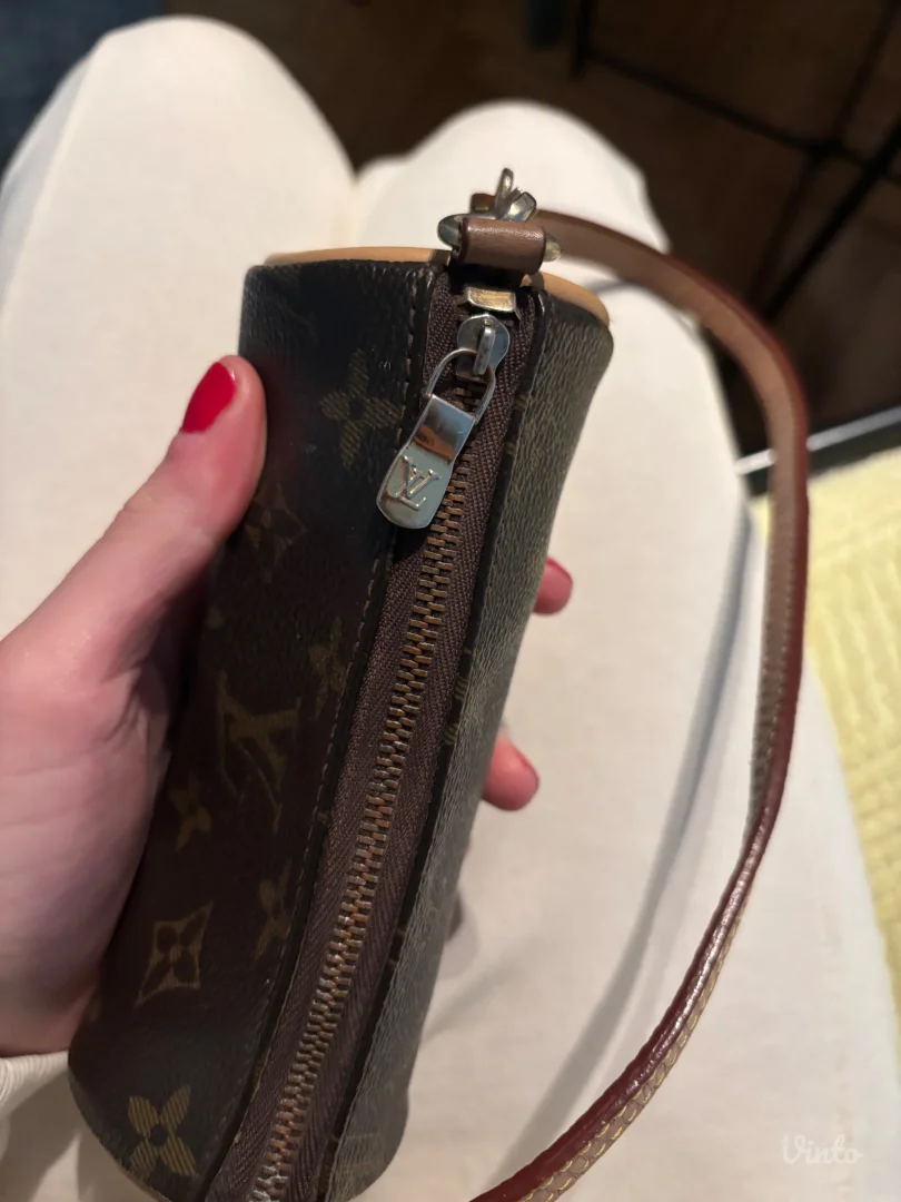 Louis vuitton torba