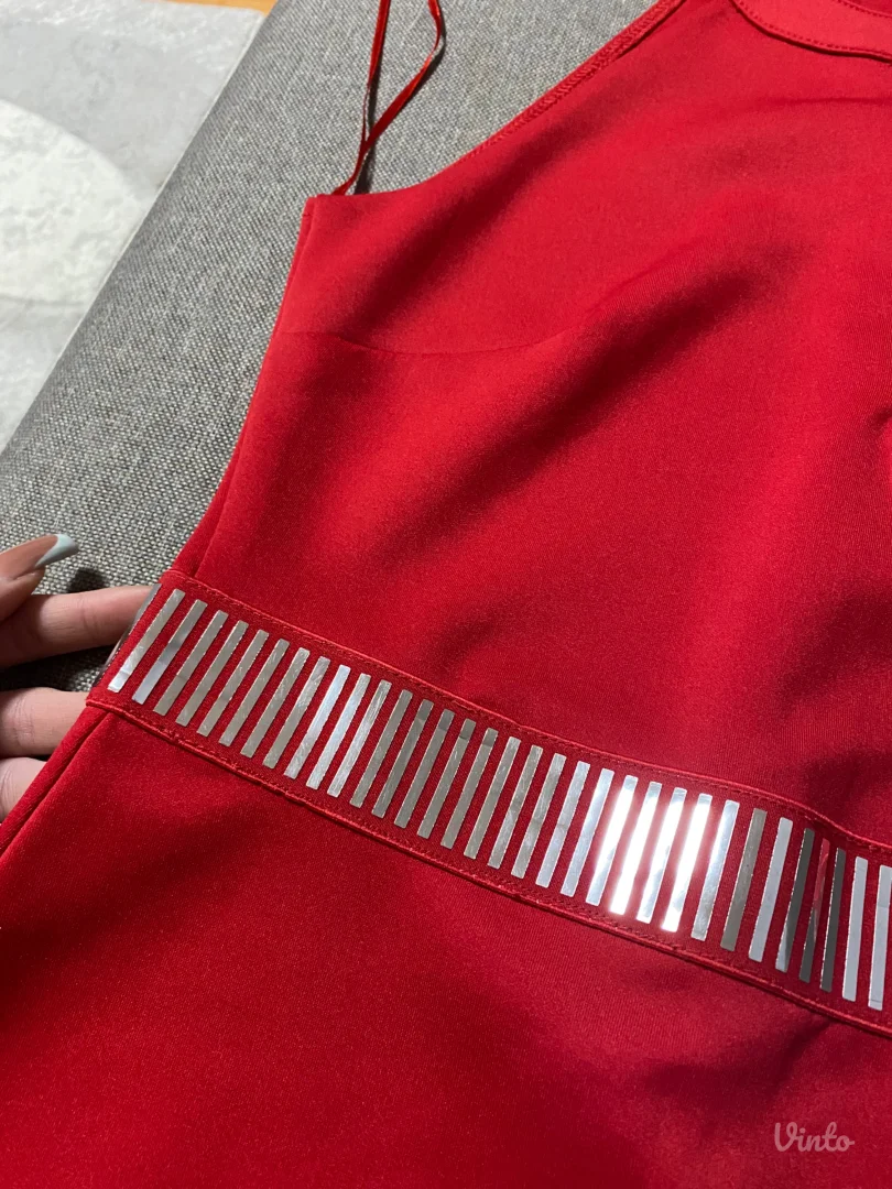 Crna svecana haljina