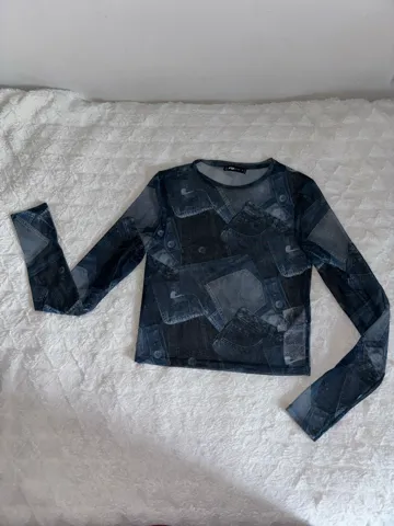 FB Sister (New Yorker) mrežasta majica / denim print (veličina s)