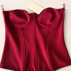 Zara - korset