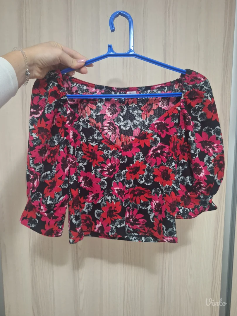 Majica sa puf rukavima