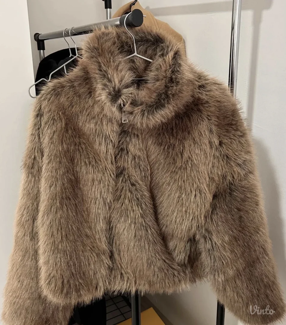 Jakna od veštačkog krzna Reserved