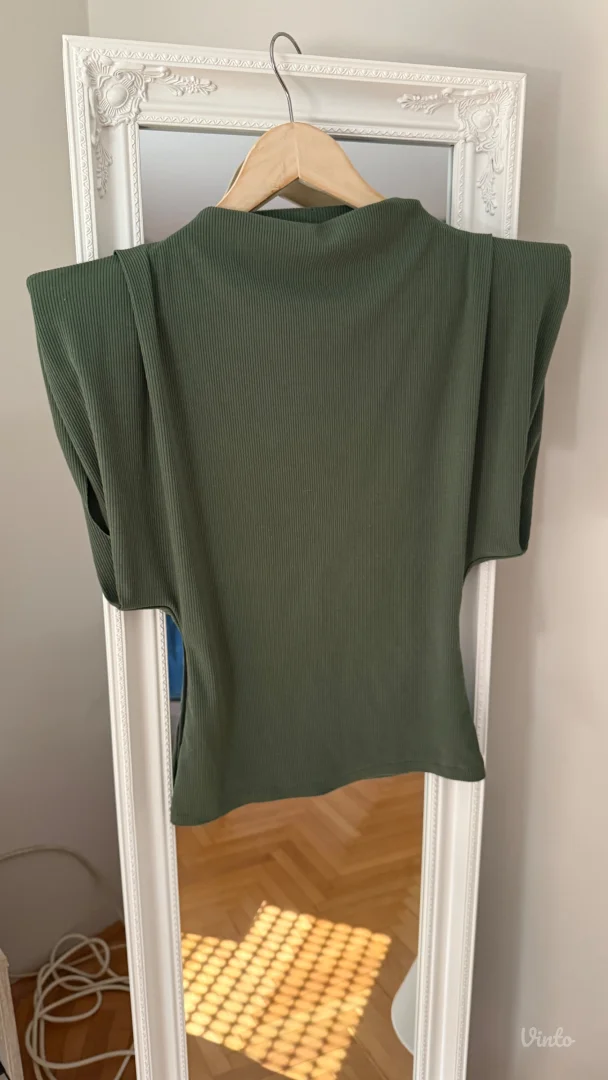 Zelena ženska majica