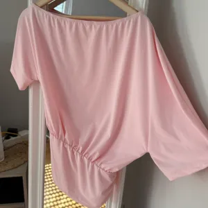 Shein ženska majica na jedno rame