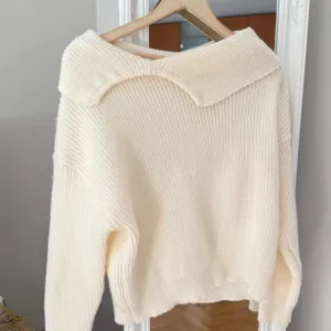 Shein - beo džemper