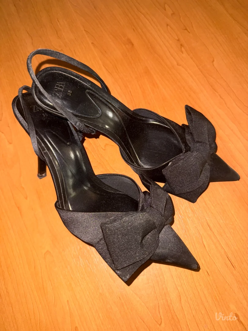 Zara štikle - sa mašnom