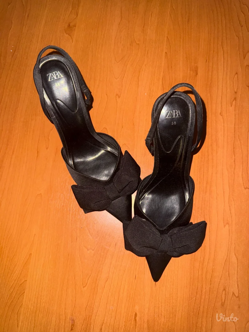 Zara štikle - sa mašnom